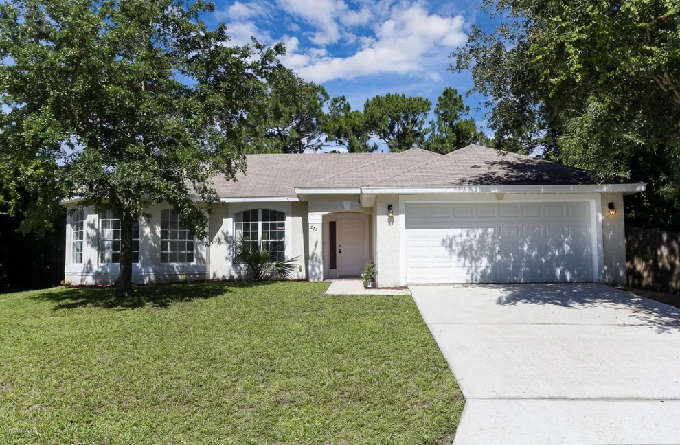 Unit for sale at 272 Wilton Avenue SW, Palm Bay, FL 32908