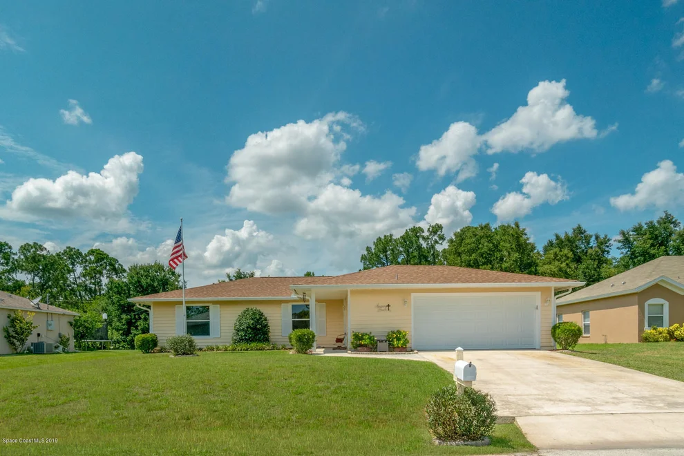 Unit for sale at 1070 Big Horn Circle NW, Palm Bay, FL 32907