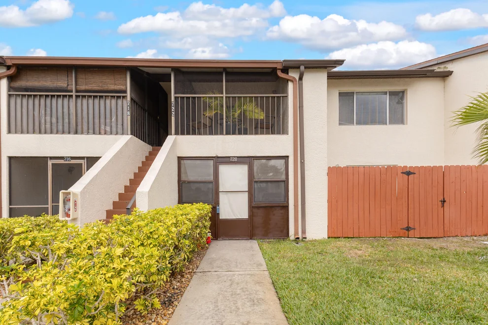 Unit for sale at 720 Ridge Club Drive, Melbourne, FL 32934
