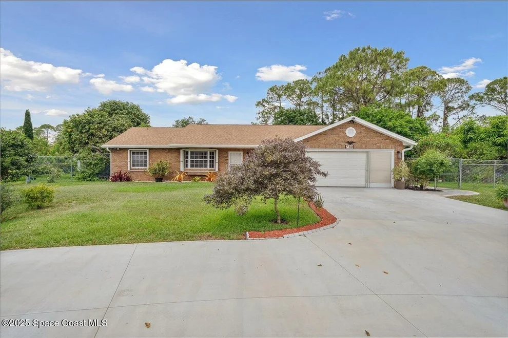 Unit for sale at 788 Delano Avenue NW, Palm Bay, FL 32907