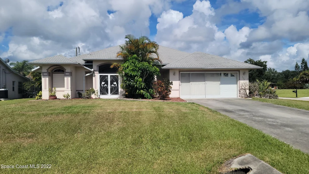Unit for sale at 502 Ponoka Street, Sebastian, FL 32958