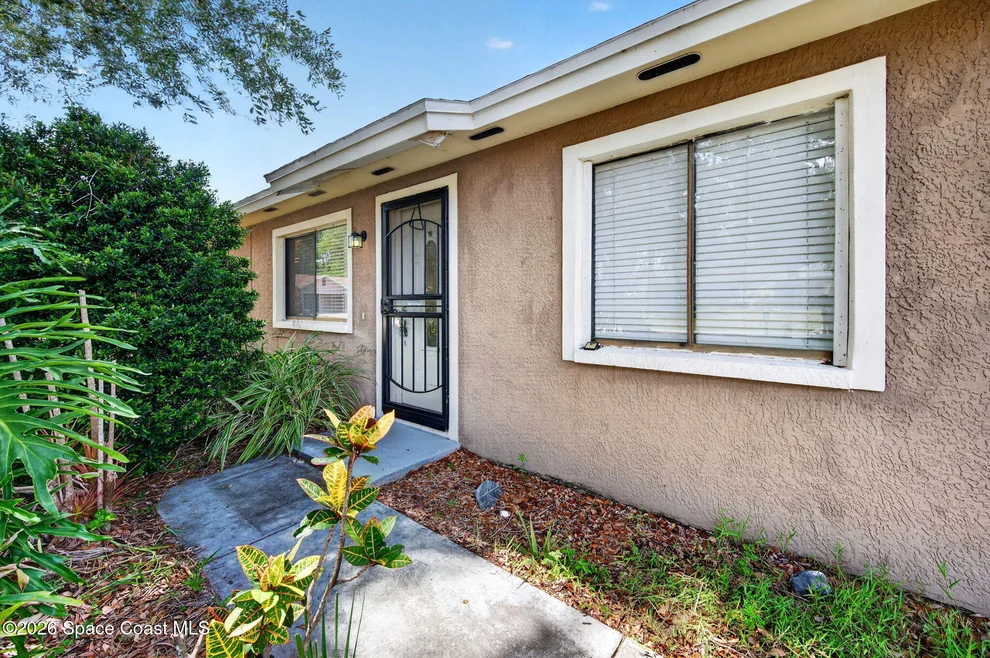 Unit for sale at 959 Sablon Street SE, Palm Bay, FL 32909