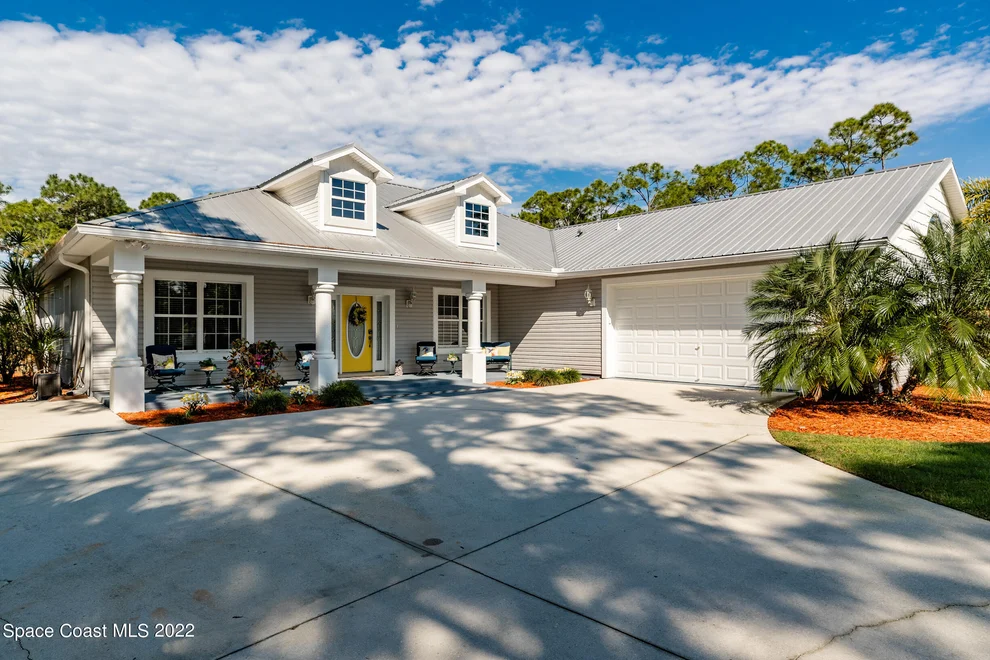 Unit for sale at 3864 Reynolds Road, Malabar, FL 32950
