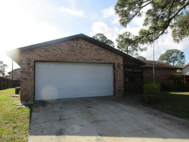 Unit for sale at 255 NE Avens Road, Palm Bay, FL 32907