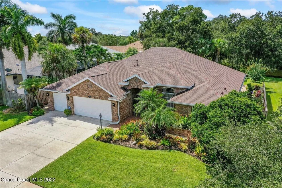 Unit for sale at 2372 Woodfield Circle, Melbourne, FL 32904