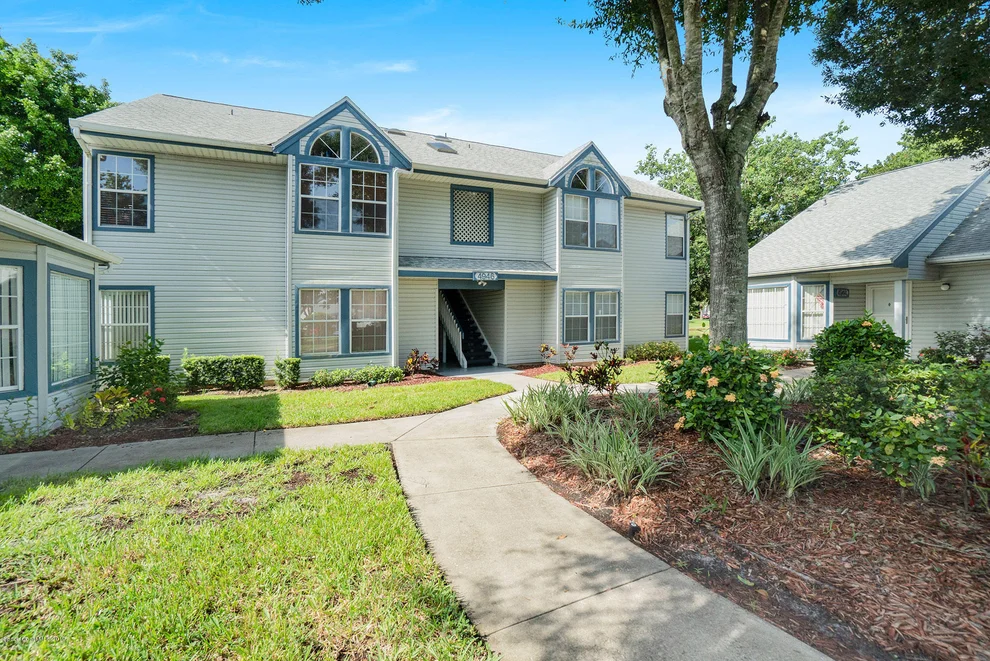 Unit for sale at 4946 Lake Waterford Way W, Melbourne, FL 32901