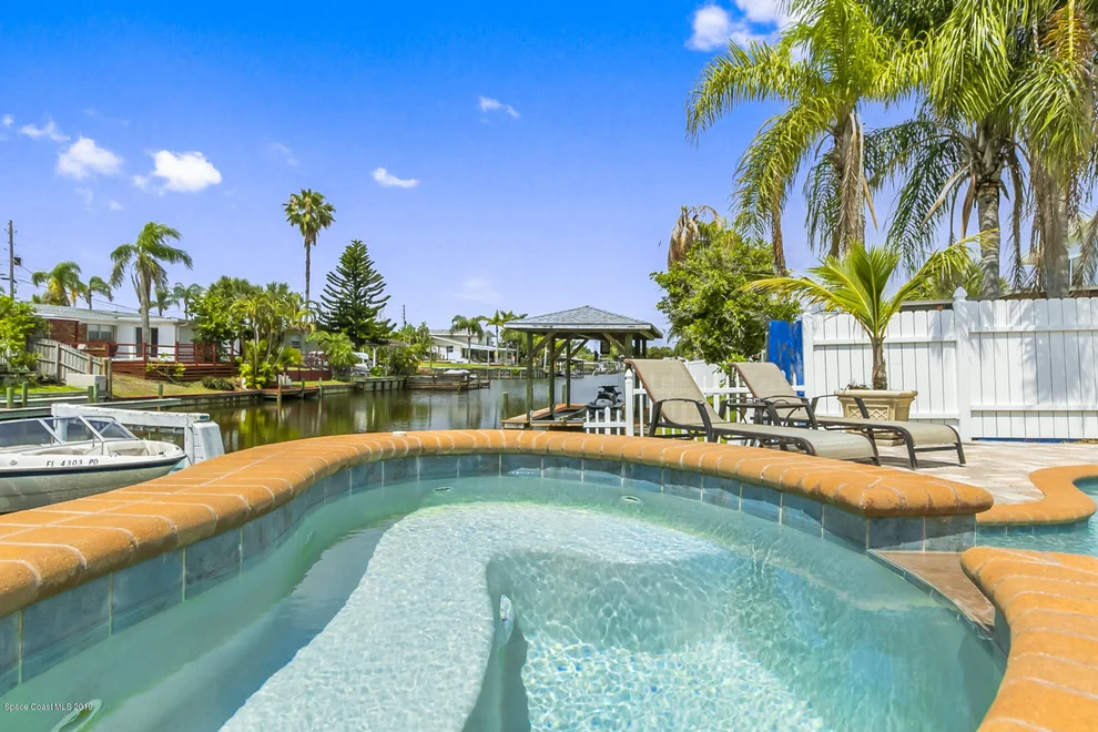 Unit for sale at 1585 Monte Carlo Court, Merritt Island, FL 32952