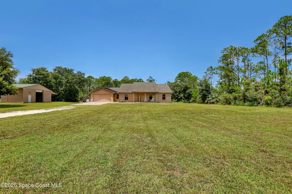 Unit for sale at 32801 Us Highway 441 N, Okeechobee, FL 34972