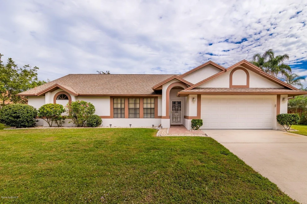 Unit for sale at 2457 Kingsmill Avenue, Melbourne, FL 32934