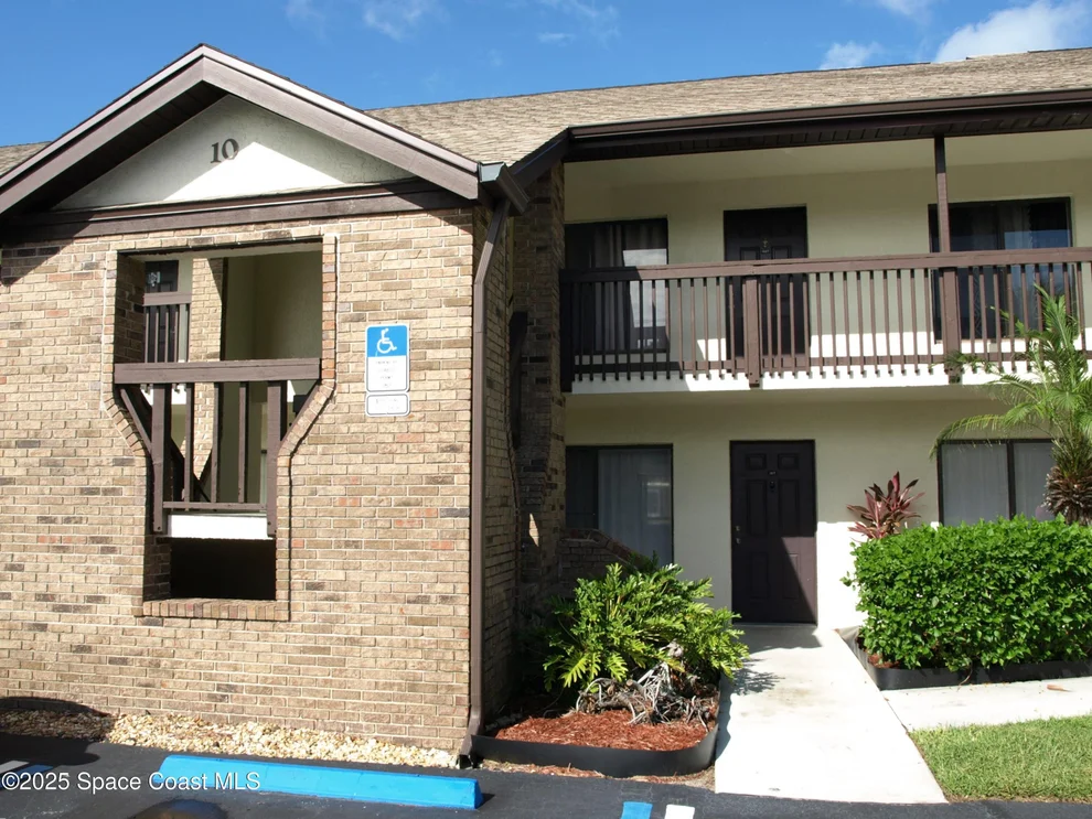 Unit for sale at 1515 Huntington Lane, Rockledge, FL 32955