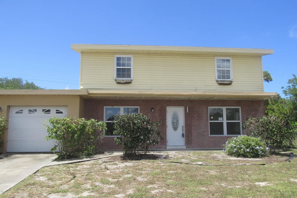 Unit for sale at 745 NE James Circle, Palm Bay, FL 32905