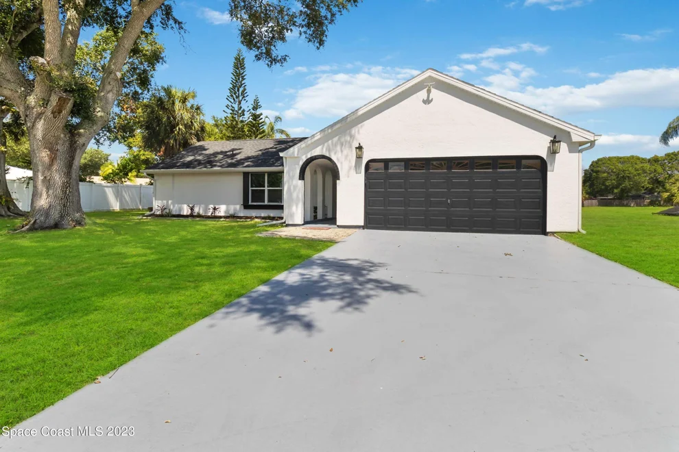 Unit for sale at 198 Port Malabar Boulevard NE, Palm Bay, FL 32905