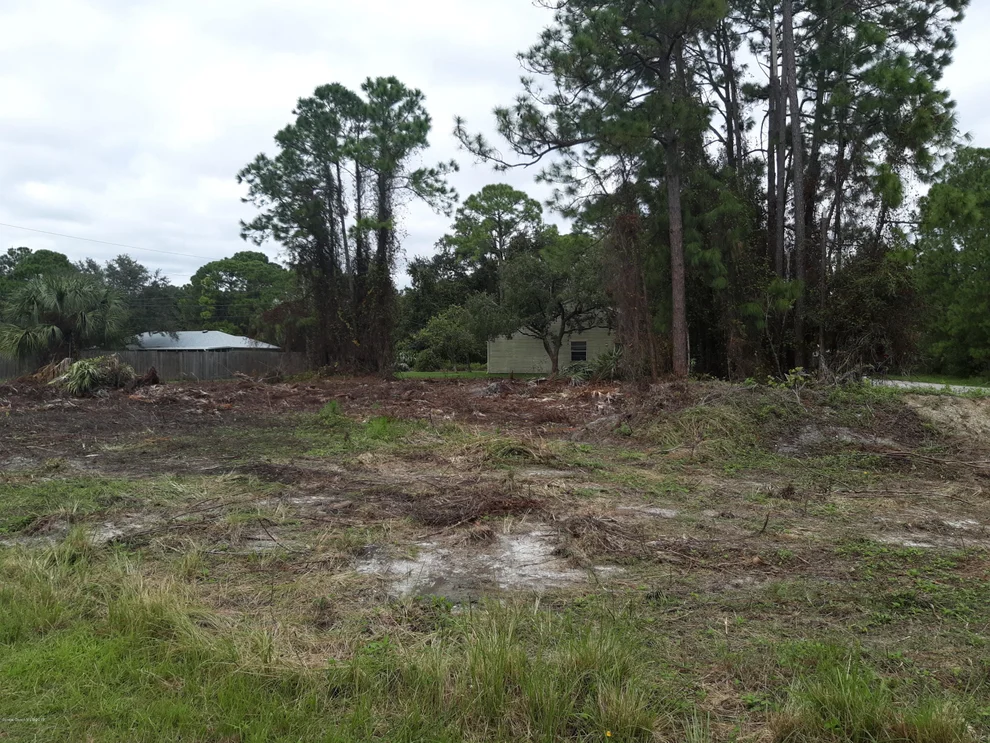 Unit for sale at 1044 Yakutat Avenue SE, Palm Bay, FL 32909