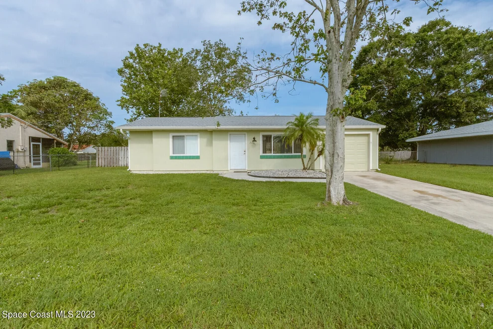Unit for sale at 736 Brevity Avenue NE, Palm Bay, FL 32905