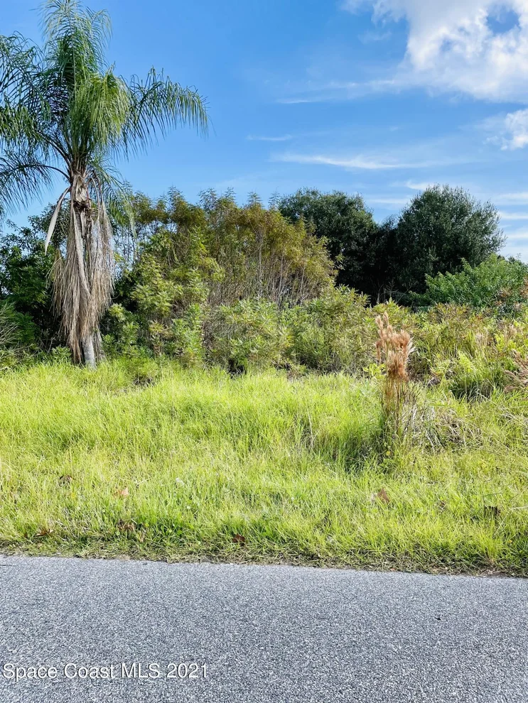 Unit for sale at 245 Van Loon Avenue NE, Palm Bay, FL 32907