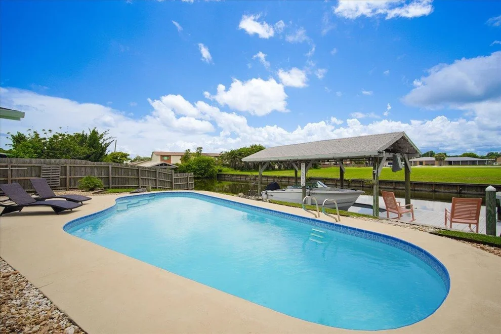 Unit for sale at 5 Florida Boulevard, Merritt Island, FL 32953