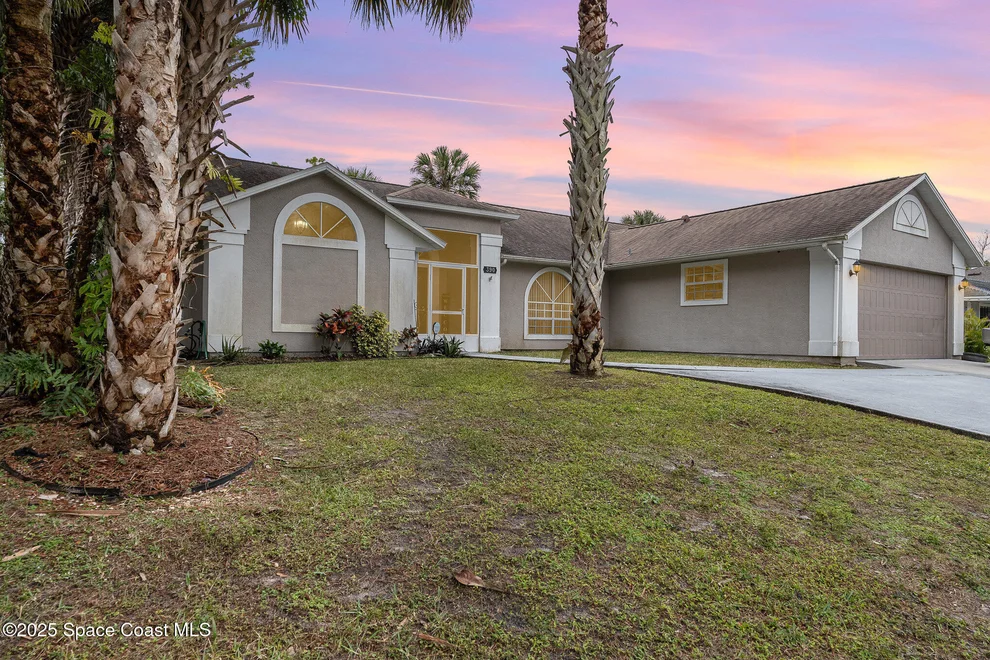 Unit for sale at 390 Evergreen Street NE, Palm Bay, FL 32907