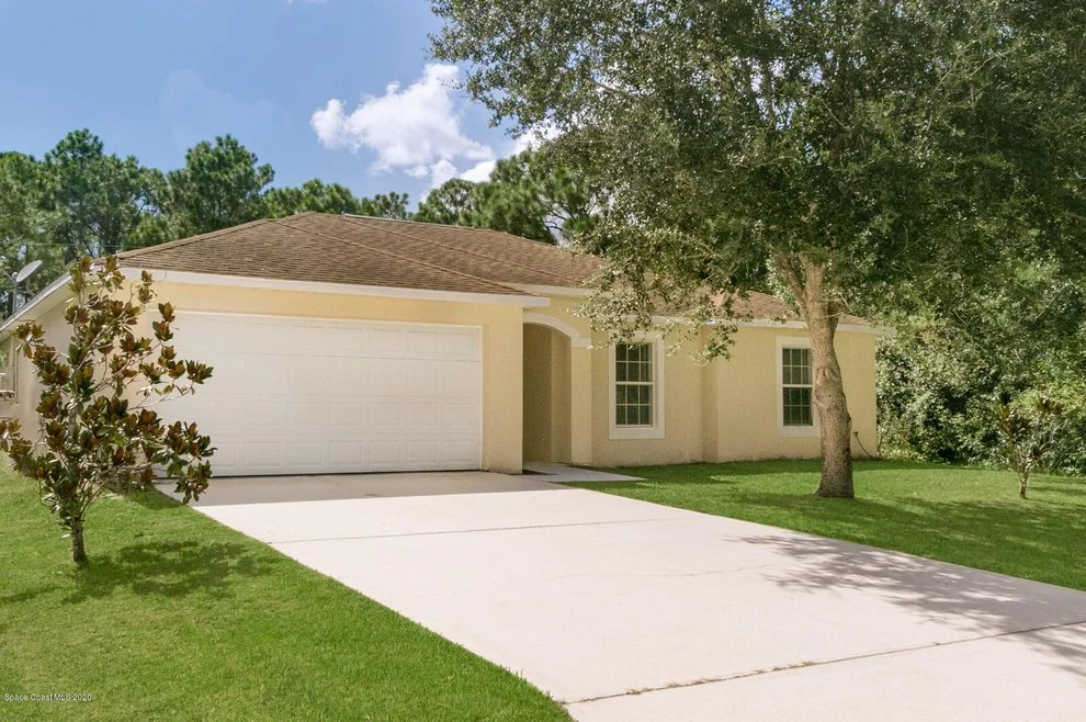 Unit for sale at 1072 Flintlock Avenue SE, Palm Bay, FL 32909