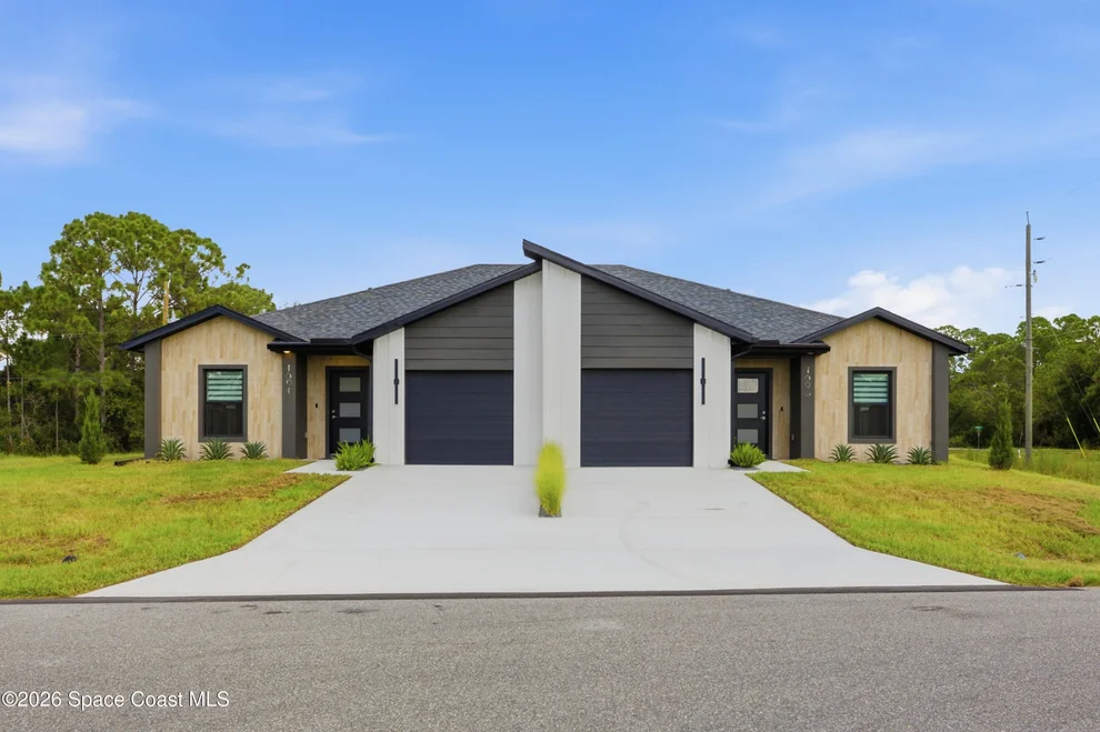 Unit for sale at 1691-1695 Santos Street SE, Palm Bay, FL 32909