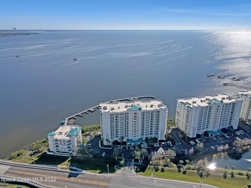 Unit for sale at 3 Indian River Avenue, Titusville, FL 32796