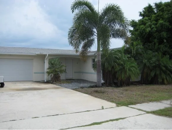 Unit for sale at 1370 Holly, Merritt Island, FL 32952