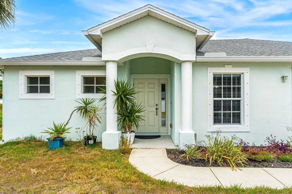 Unit for sale at 430 Banana Boulevard, Merritt Island, FL 32952