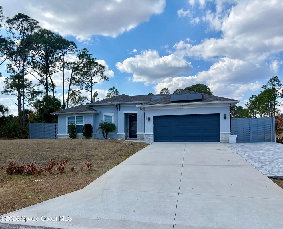 Unit for sale at 704 Griffin Avenue SW, Palm Bay, FL 32908