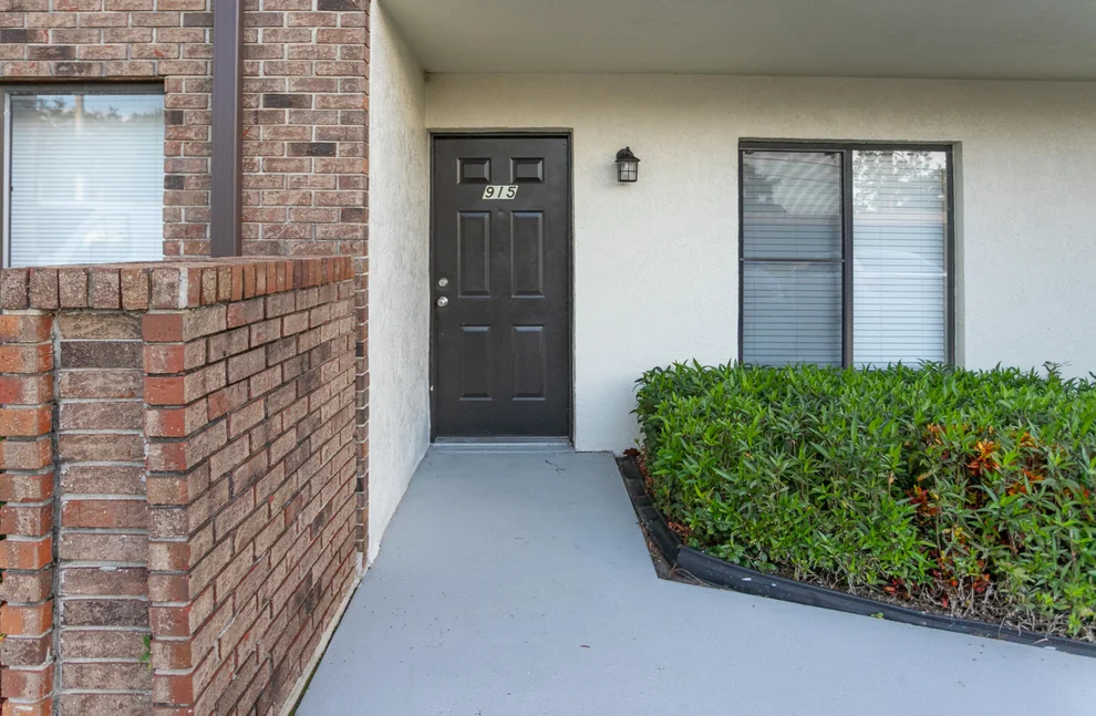Unit for sale at 1515 Huntington Lane, Rockledge, FL 32955