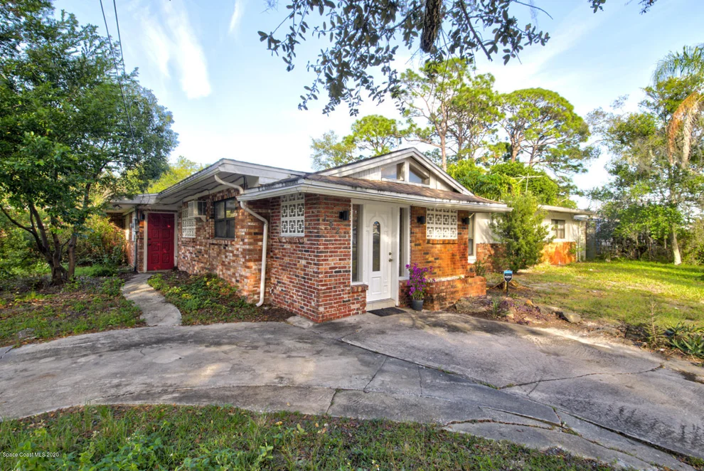 Unit for sale at 182 Park Lane, Titusville, FL 32780