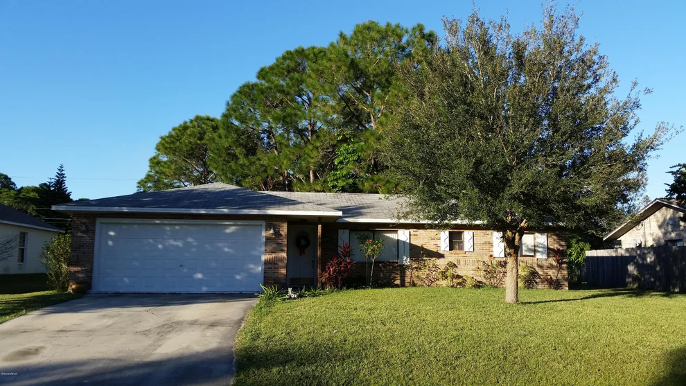 Unit for sale at 1075 NW Elmsford Street, Palm Bay, FL 32907