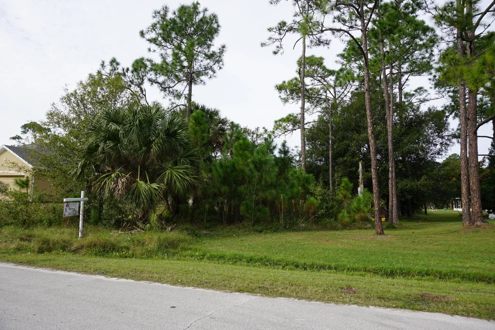 Unit for sale at 260 De Castro Avenue SE, Palm Bay, FL 32909