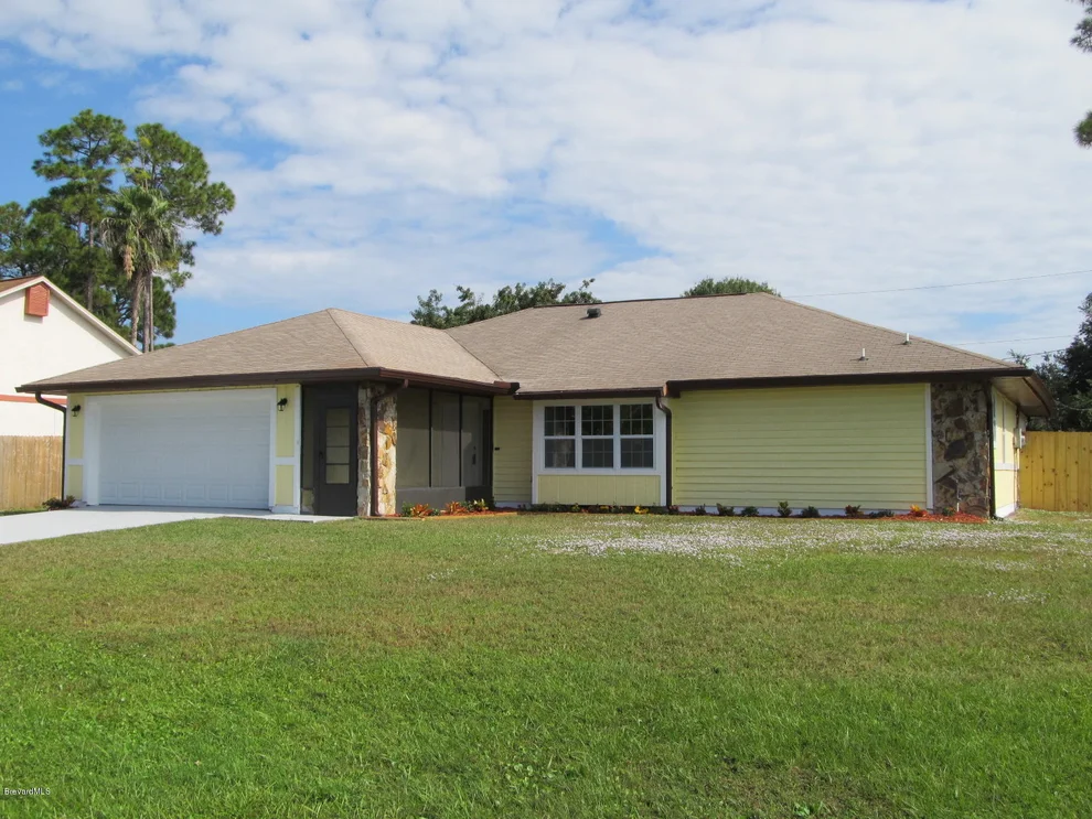 Unit for sale at 1313 NW Coral Reef Avenue, Palm Bay, FL 32907