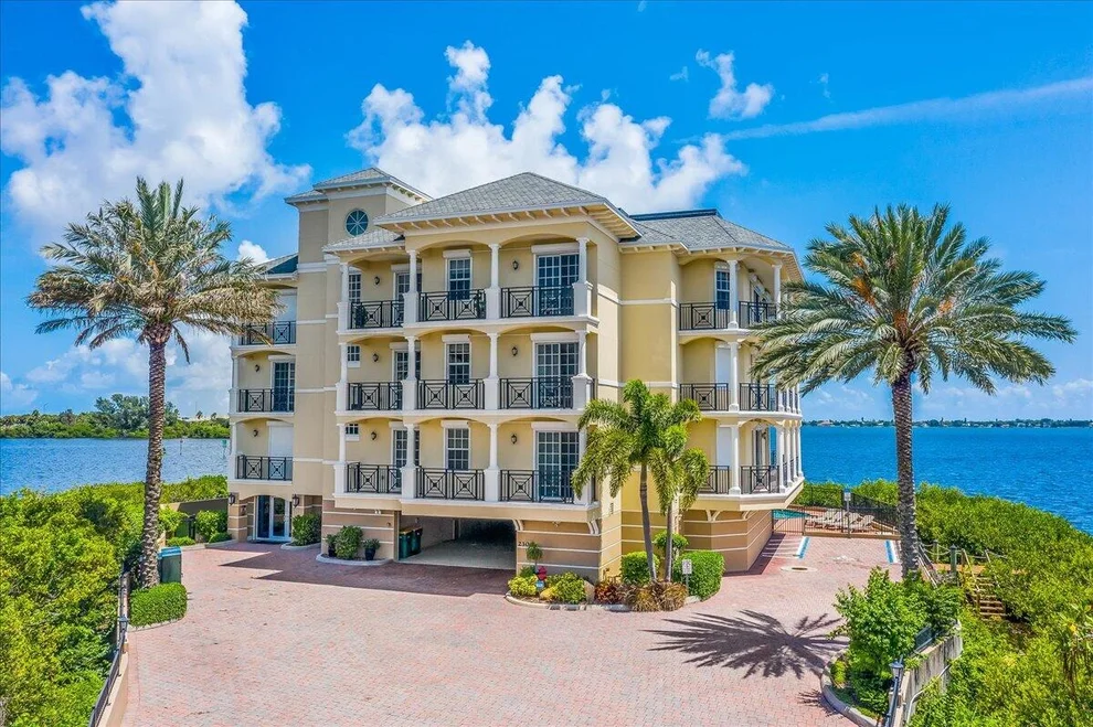 Unit for sale at 2300 Front Street, Melbourne, FL 32901