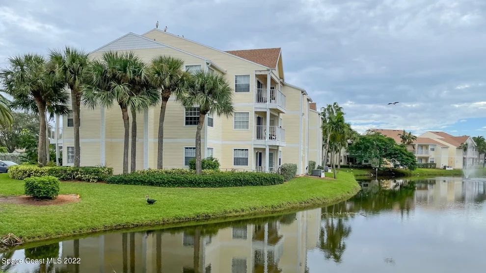 Unit for sale at 1850 Charlesmont Drive, Melbourne, FL 32903