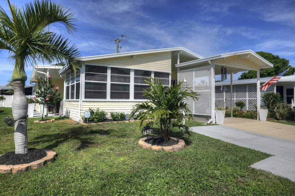 Unit for sale at 7626 Niantic Avenue, Micco, FL 32976