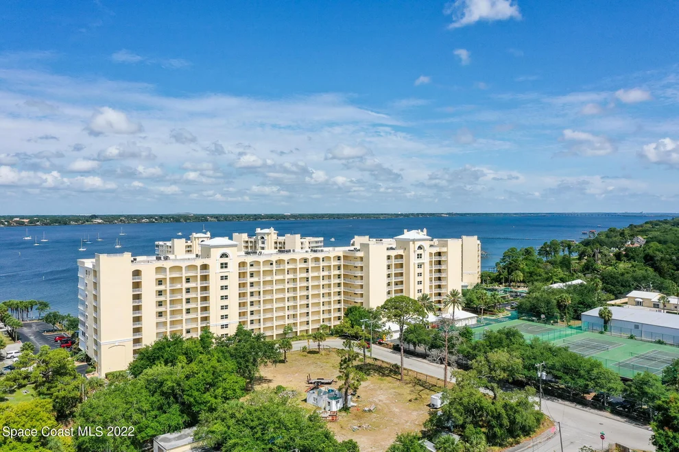 Unit for sale at 134 Starboard Lane, Merritt Island, FL 32953