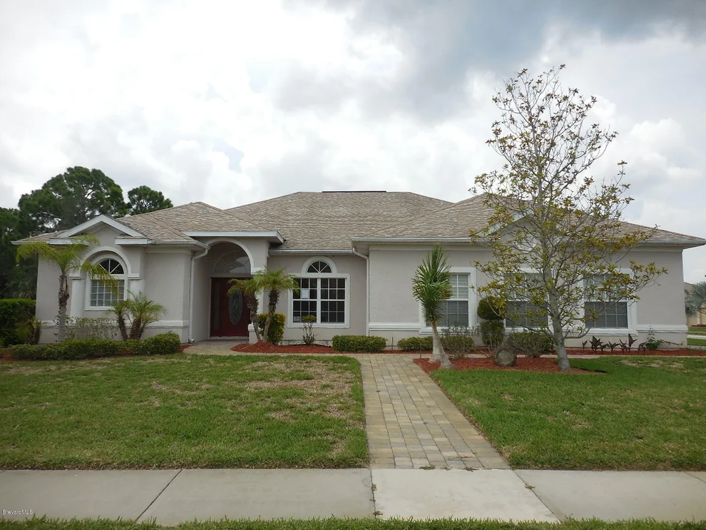 Unit for sale at 194 SE Ridgemont Circle, Palm Bay, FL 32909