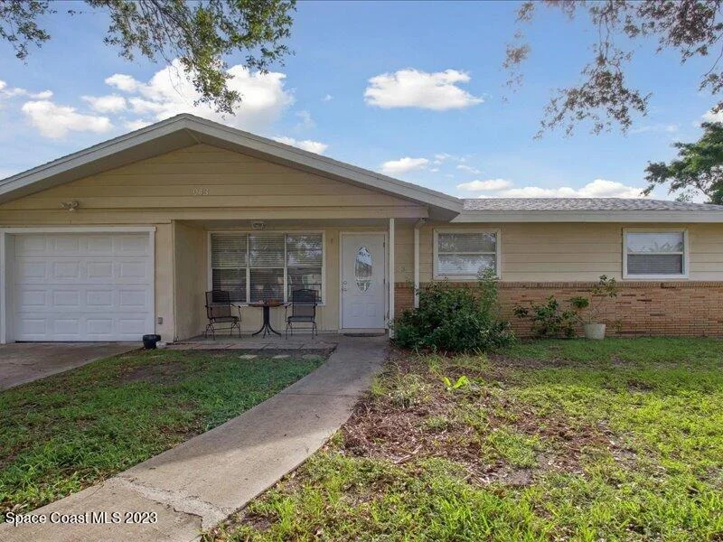 Unit for sale at 943 Abeto Street NE, Palm Bay, FL 32905