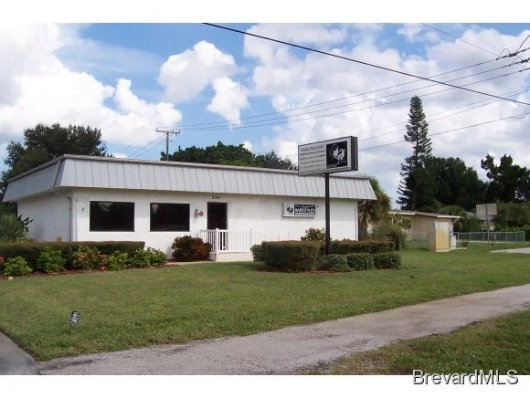 Unit for sale at 390 N Courtenay Parkway, Merritt Island, FL 32953