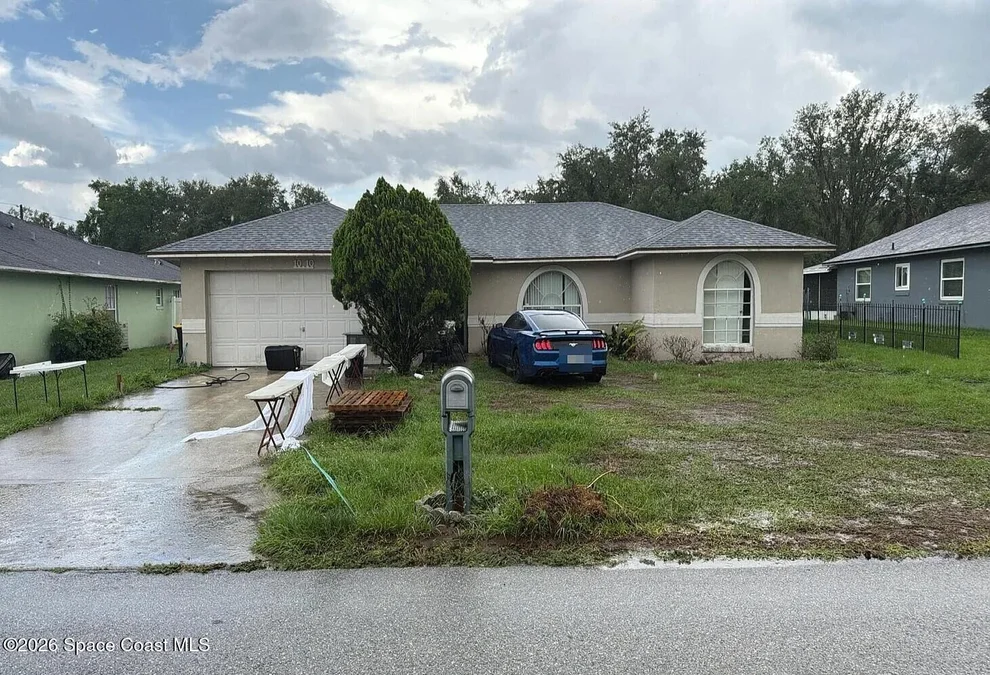 Unit for sale at 1010 W Dossey Road, Lakeland, FL 33811