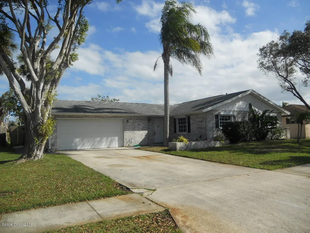Unit for sale at 551 Avignon Drive, Melbourne, FL 32935