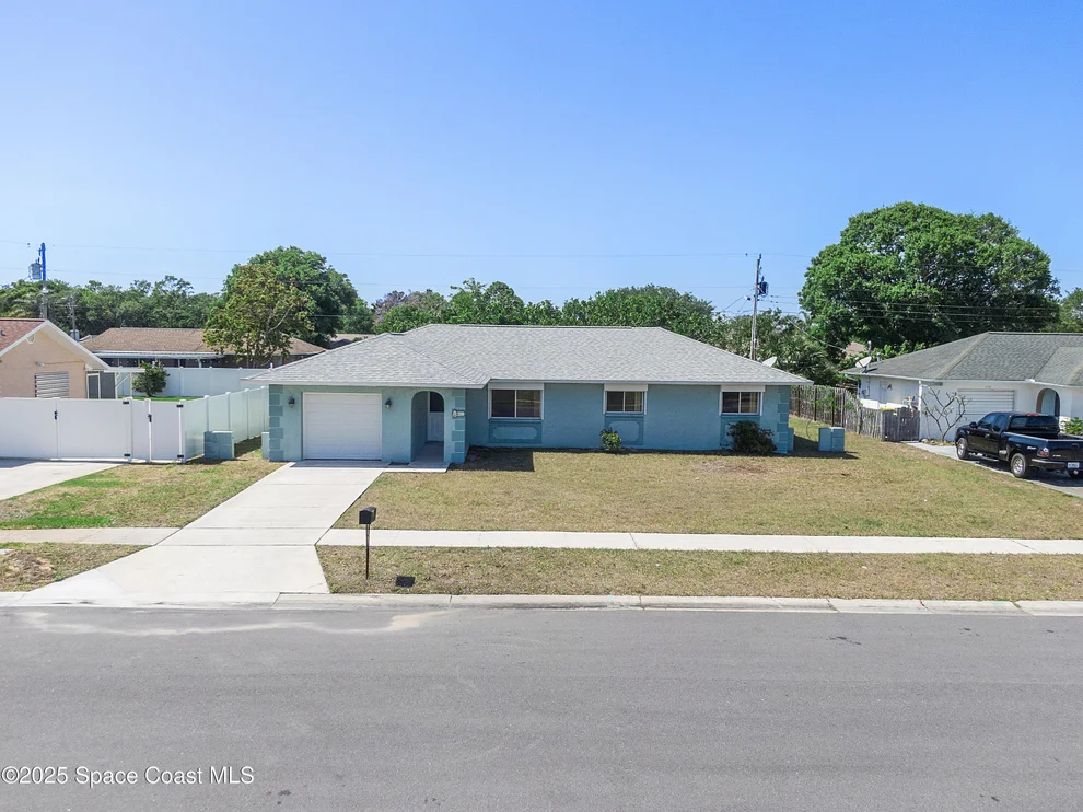 Unit for sale at 1240 Arlington Circle, Merritt Island, FL 32952