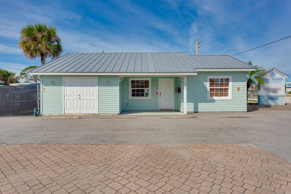 Unit for sale at 3090 Dixie Highway NE, Palm Bay, FL 32905