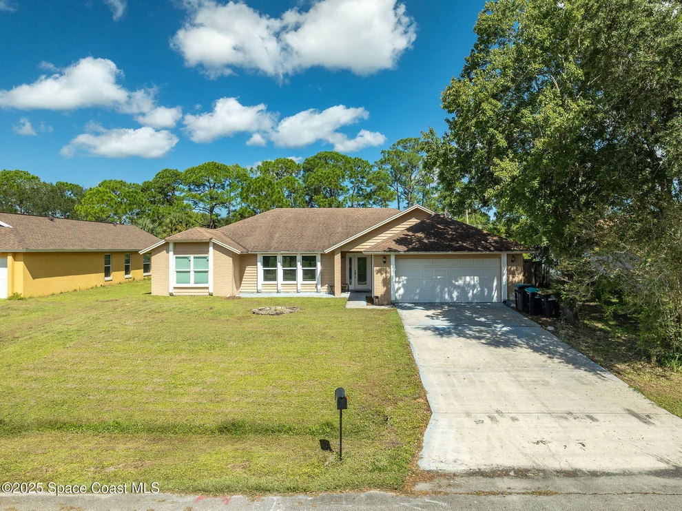 Unit for sale at 1709 Zaminder Street NW, Palm Bay, FL 32907
