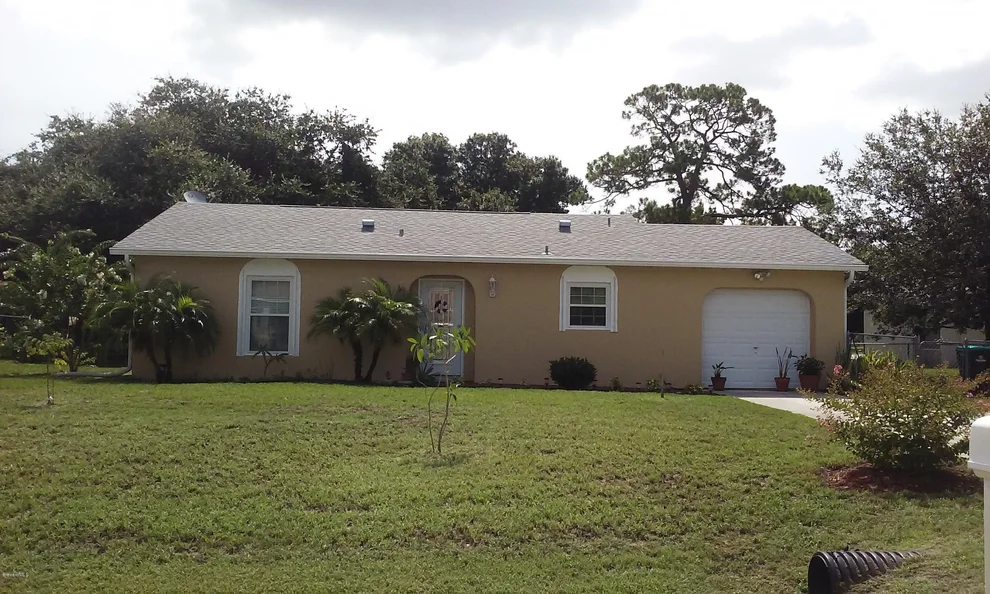Unit for sale at 565 NW Justine Avenue, Palm Bay, FL 32907