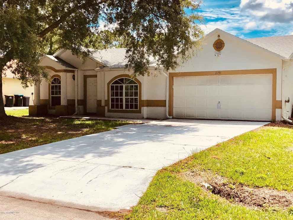 Unit for sale at 2191 Whiteside Avenue SE, Palm Bay, FL 32909