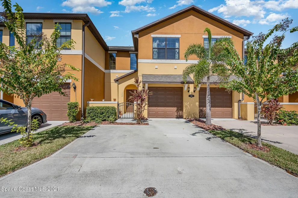 Unit for sale at 1415 Lara Circle, Rockledge, FL 32955