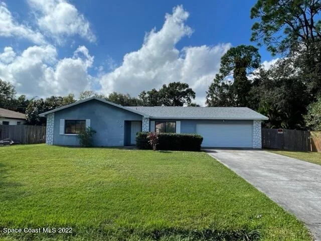 Unit for sale at 850 Young Avenue NW, Palm Bay, FL 32907