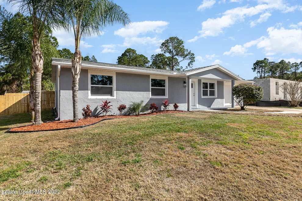Unit for sale at 911 Barbados Avenue SE, Palm Bay, FL 32909