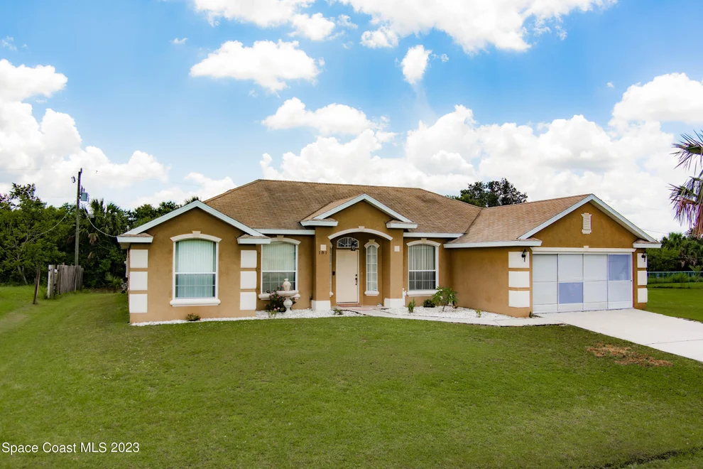 Unit for sale at 181 Maywood Avenue NW, Palm Bay, FL 32907